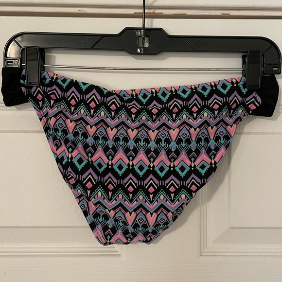 SO brand bikini bottoms Size Medium good used condition - Picture 2 of 4